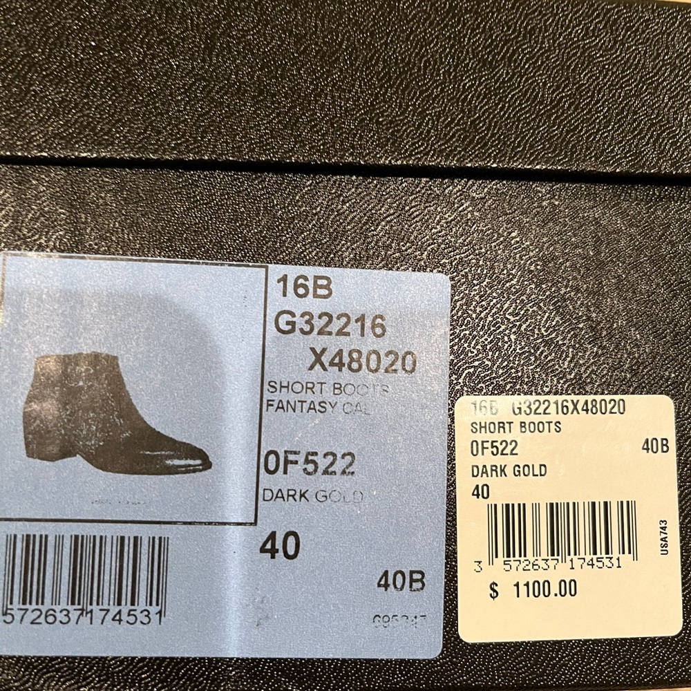 Chanel booties, Sz 40 (10) - Picture 6 of 9